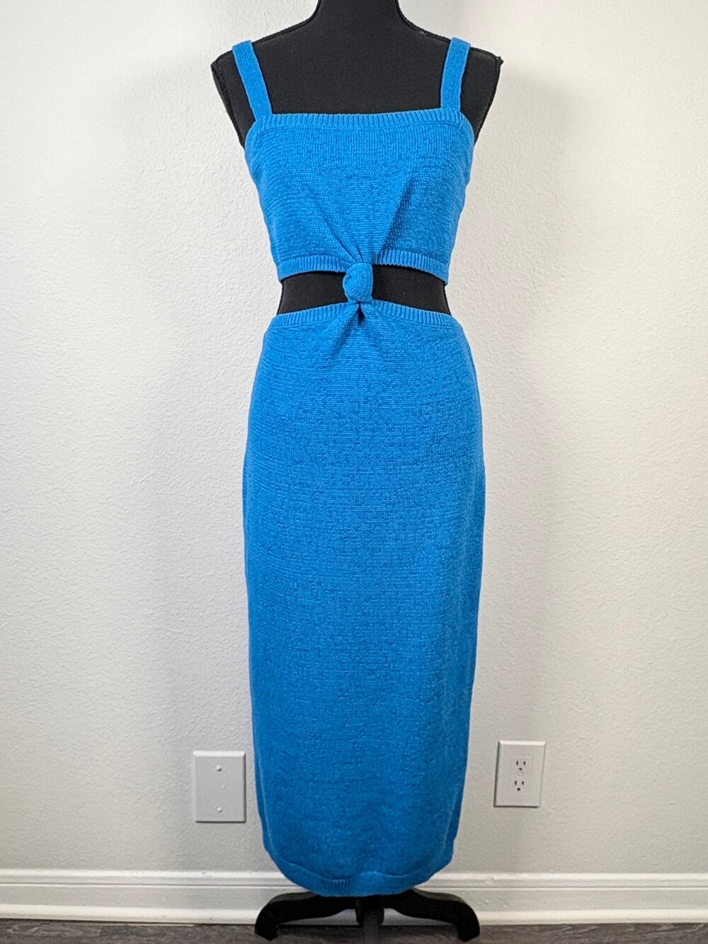 Express Lightweight Knit Blue Knot Twist Cut Out Sleeveless Fitted Midi Dress